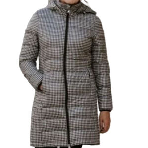 Uniqlo Ultra Light Down jacket in a plaid pattern Houndstooth Puffer Coat